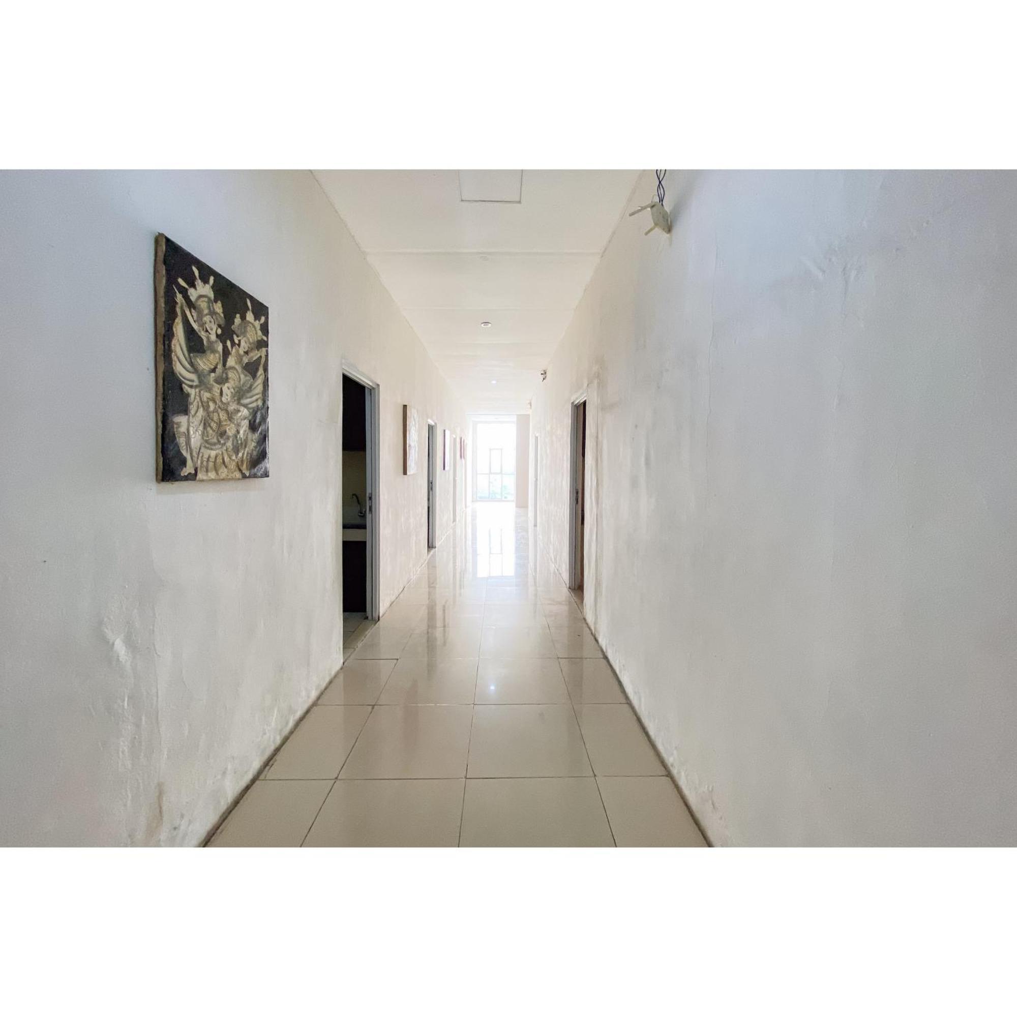 Hotel Curves Mitra Reddoorz